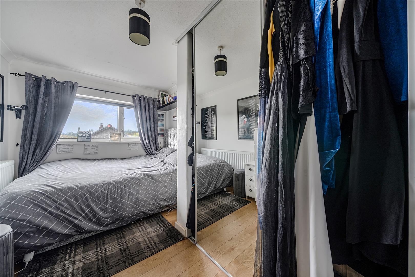 Pentre Road, Grovesend, Swansea, SA4 8DD